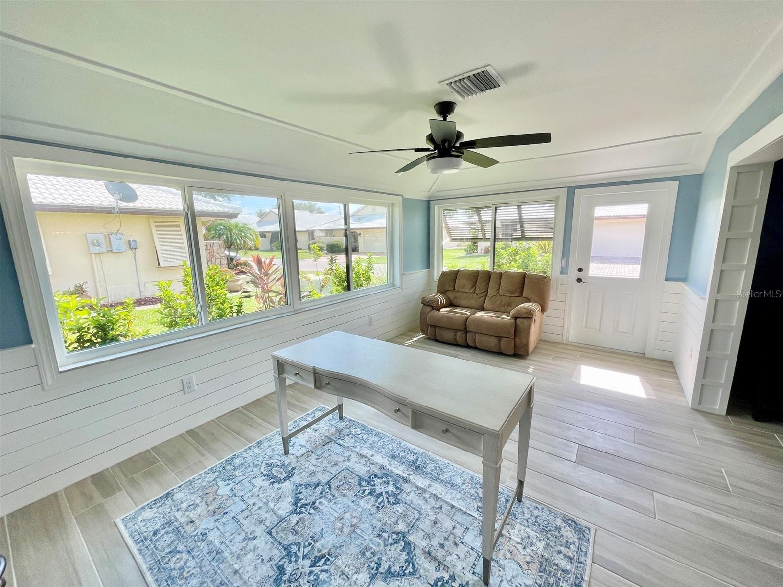 44 SANDSTONE CIR — photo 30