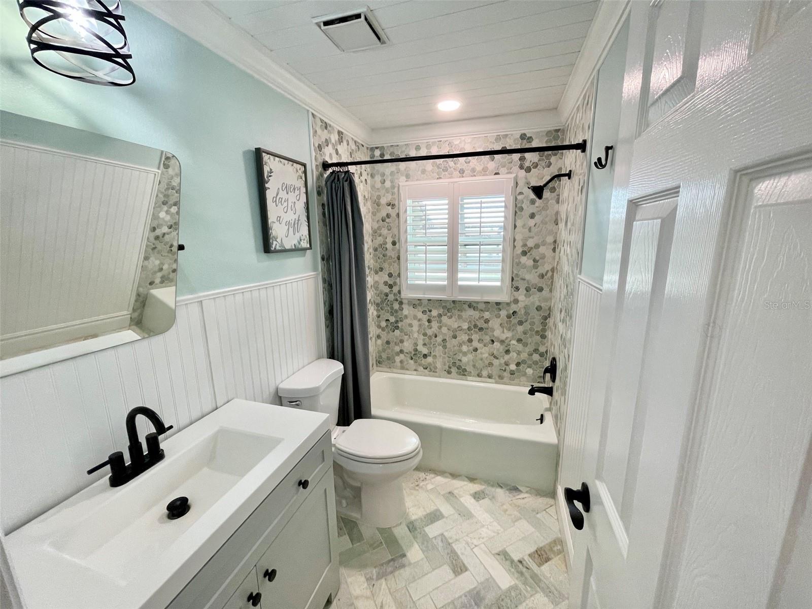 44 SANDSTONE CIR — photo 40