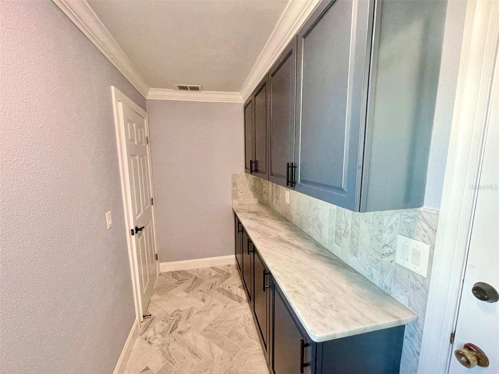 44 SANDSTONE CIR — photo 24