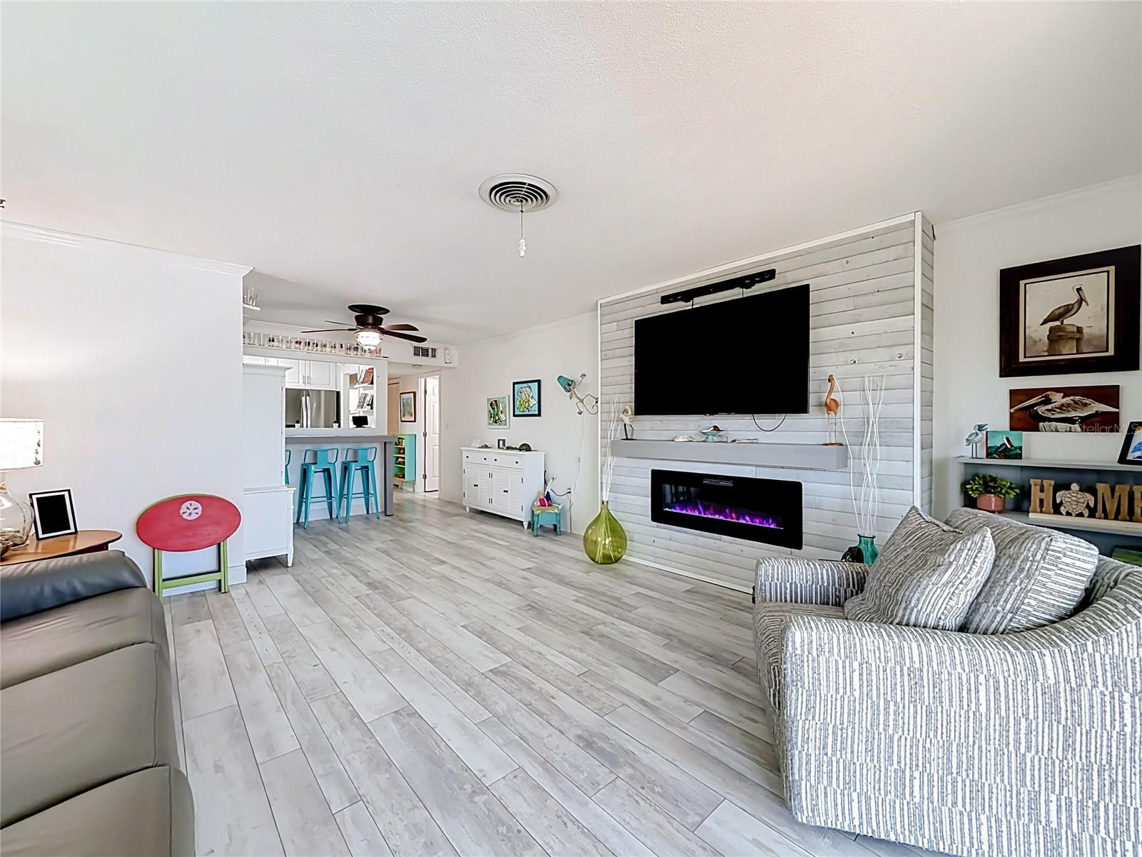 4046 FLORAMAR TER — photo 10