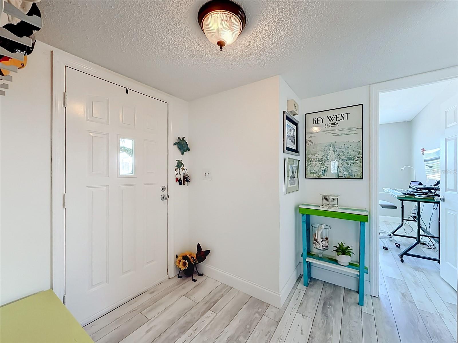 4046 FLORAMAR TER — photo 3