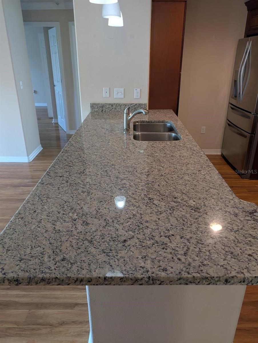 6420 BANYAN BLVD #203 — photo 10