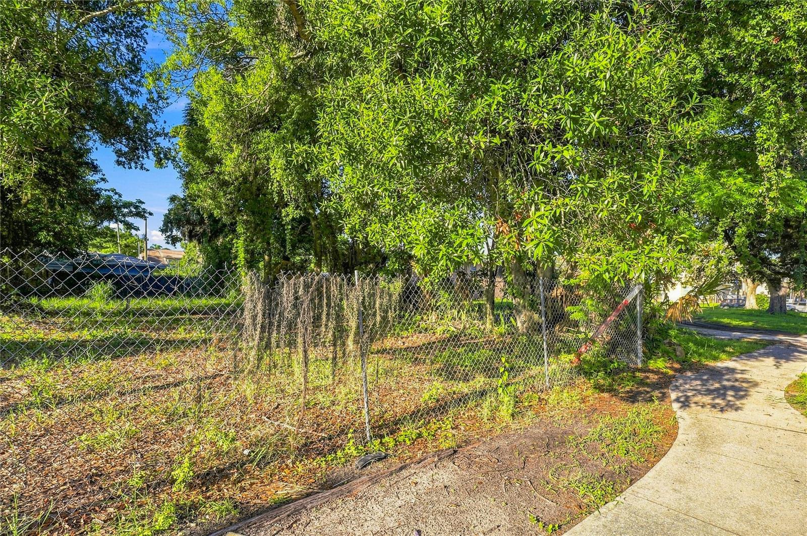 918 ORANGE AVE — photo 25