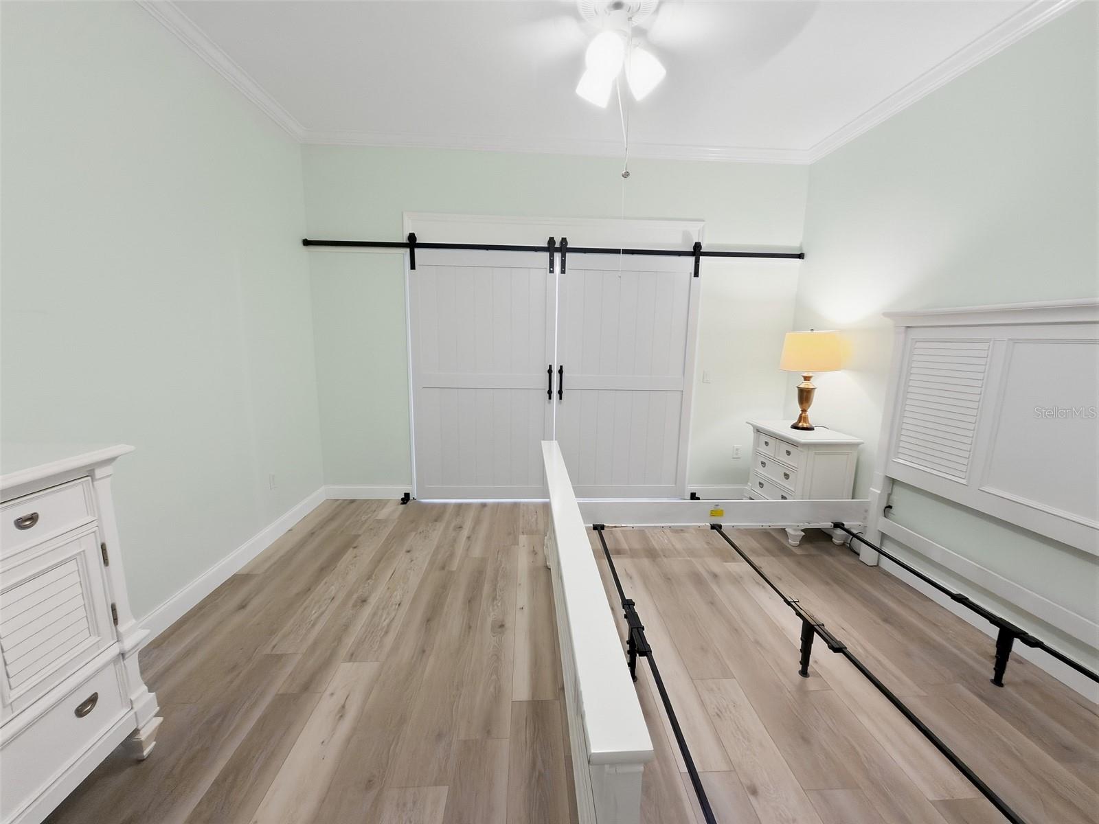 7411 MOORGATE CT — photo 28