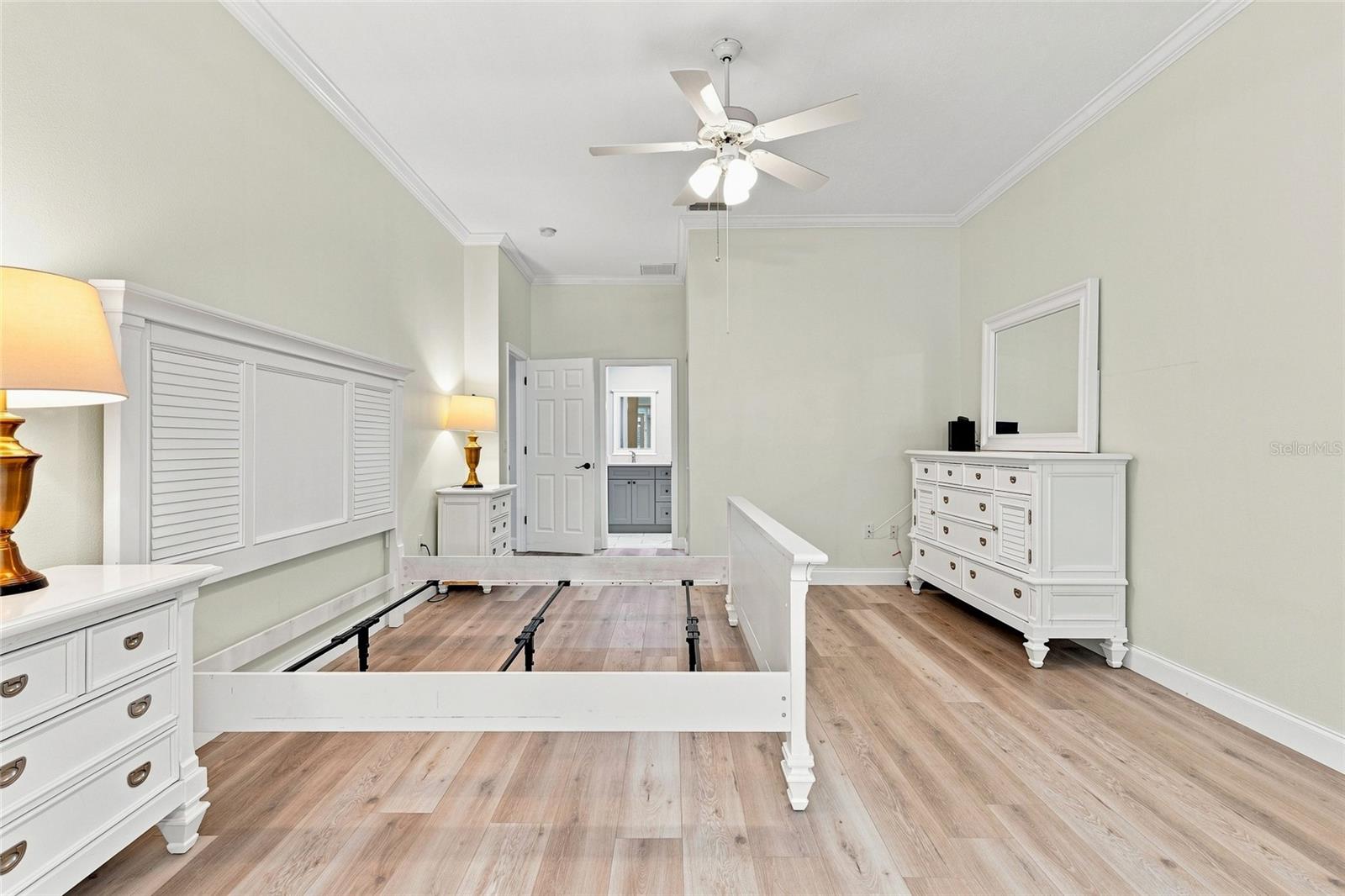 7411 MOORGATE CT — photo 26