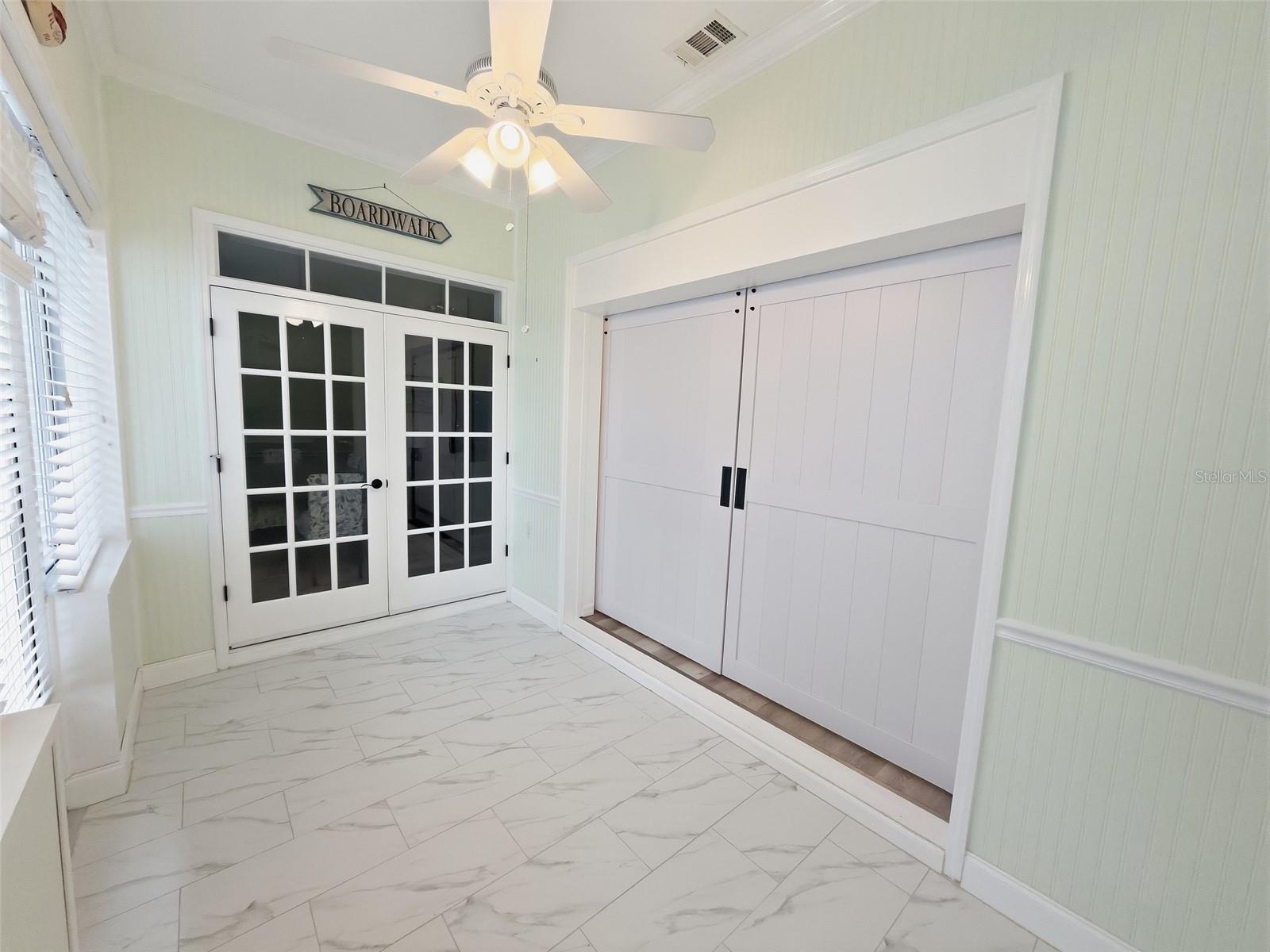 7411 MOORGATE CT — photo 35