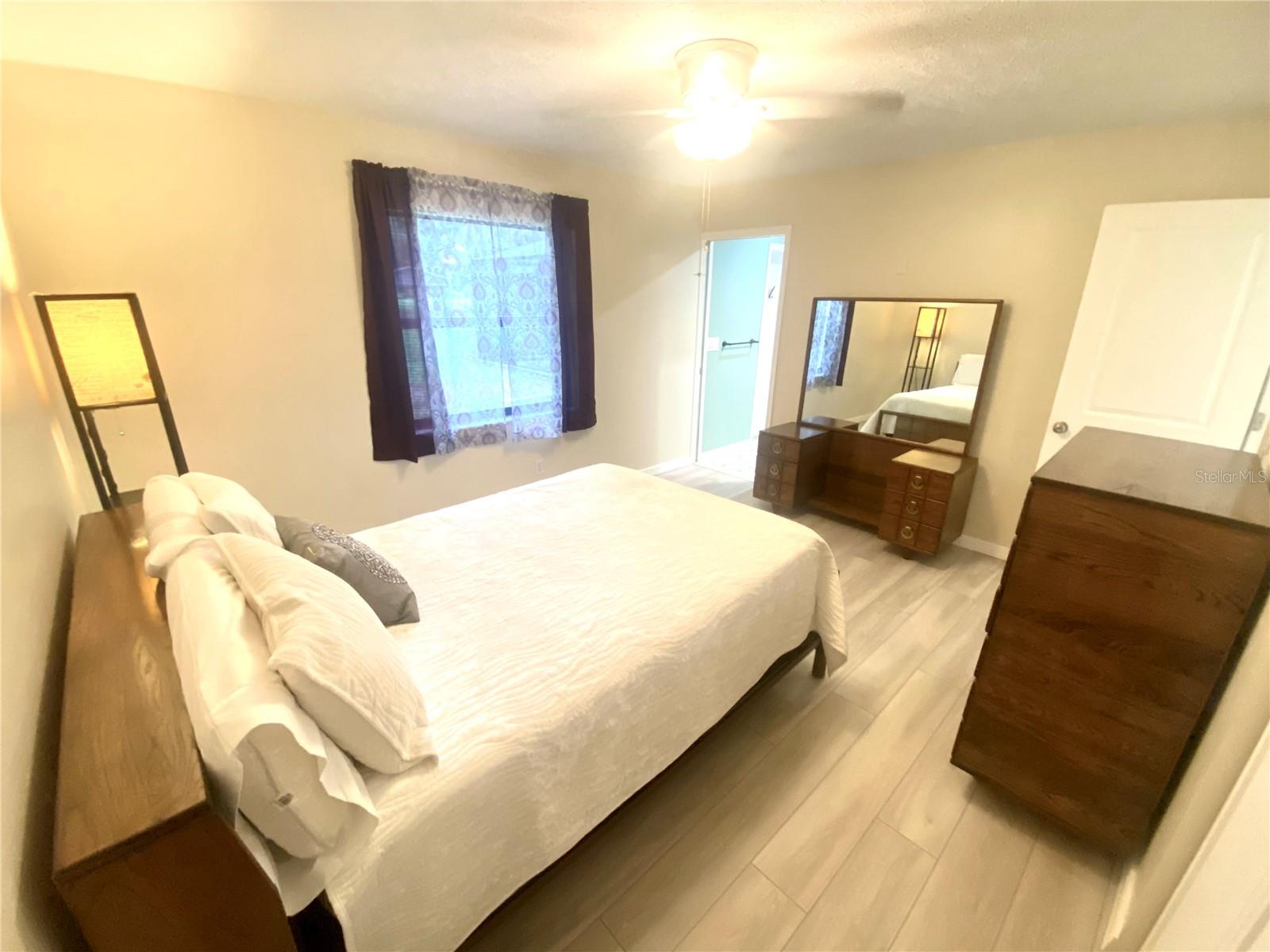 660 SUNDANCE — photo 20
