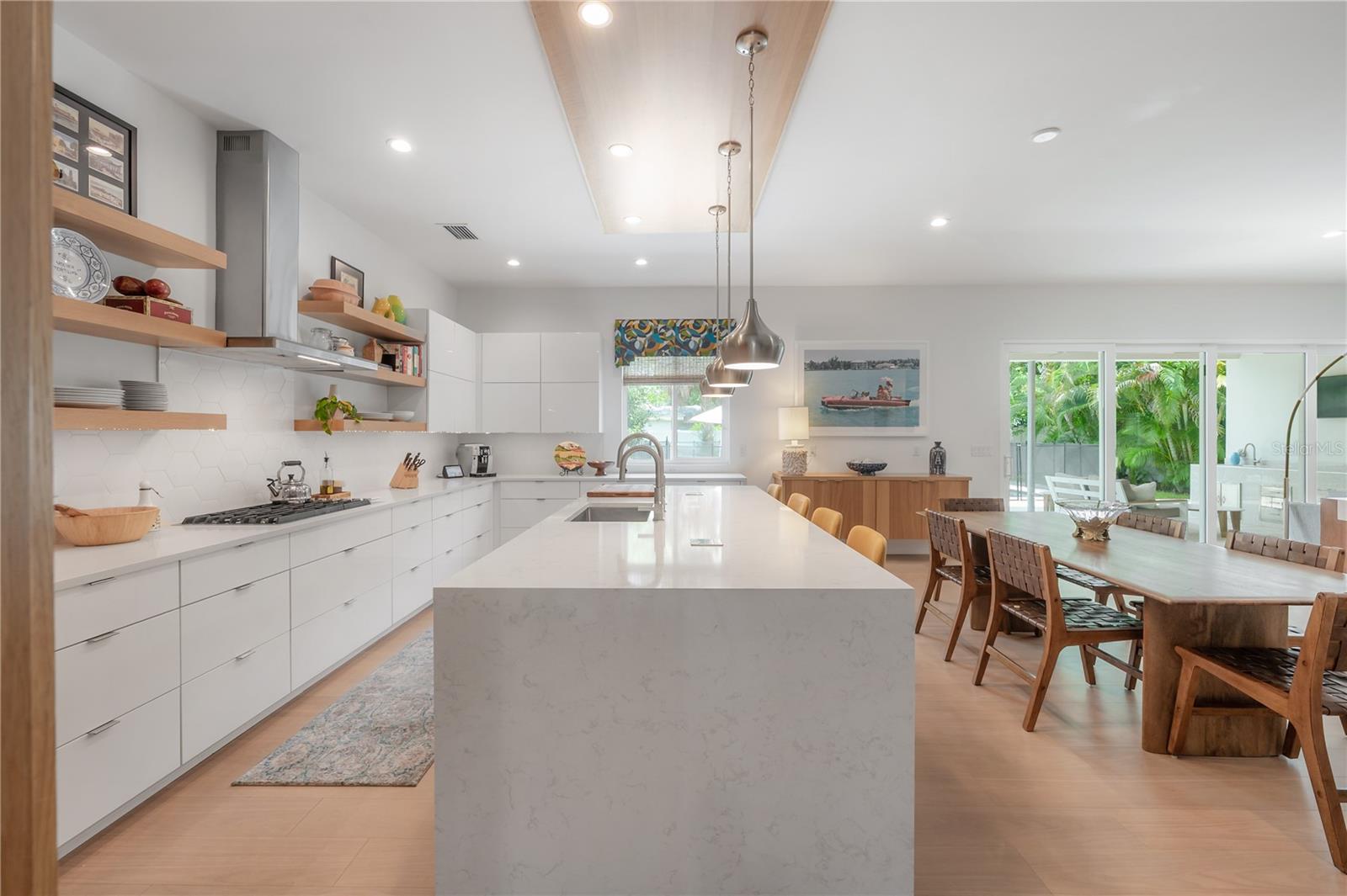4207 W JETTON AVE — photo 3