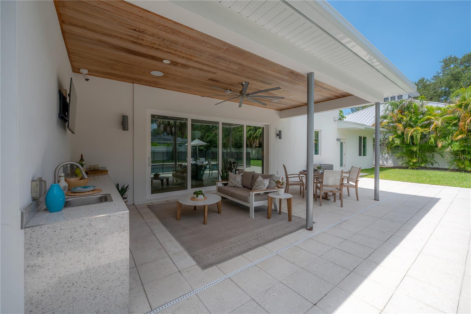 4207 W JETTON AVE — photo 49