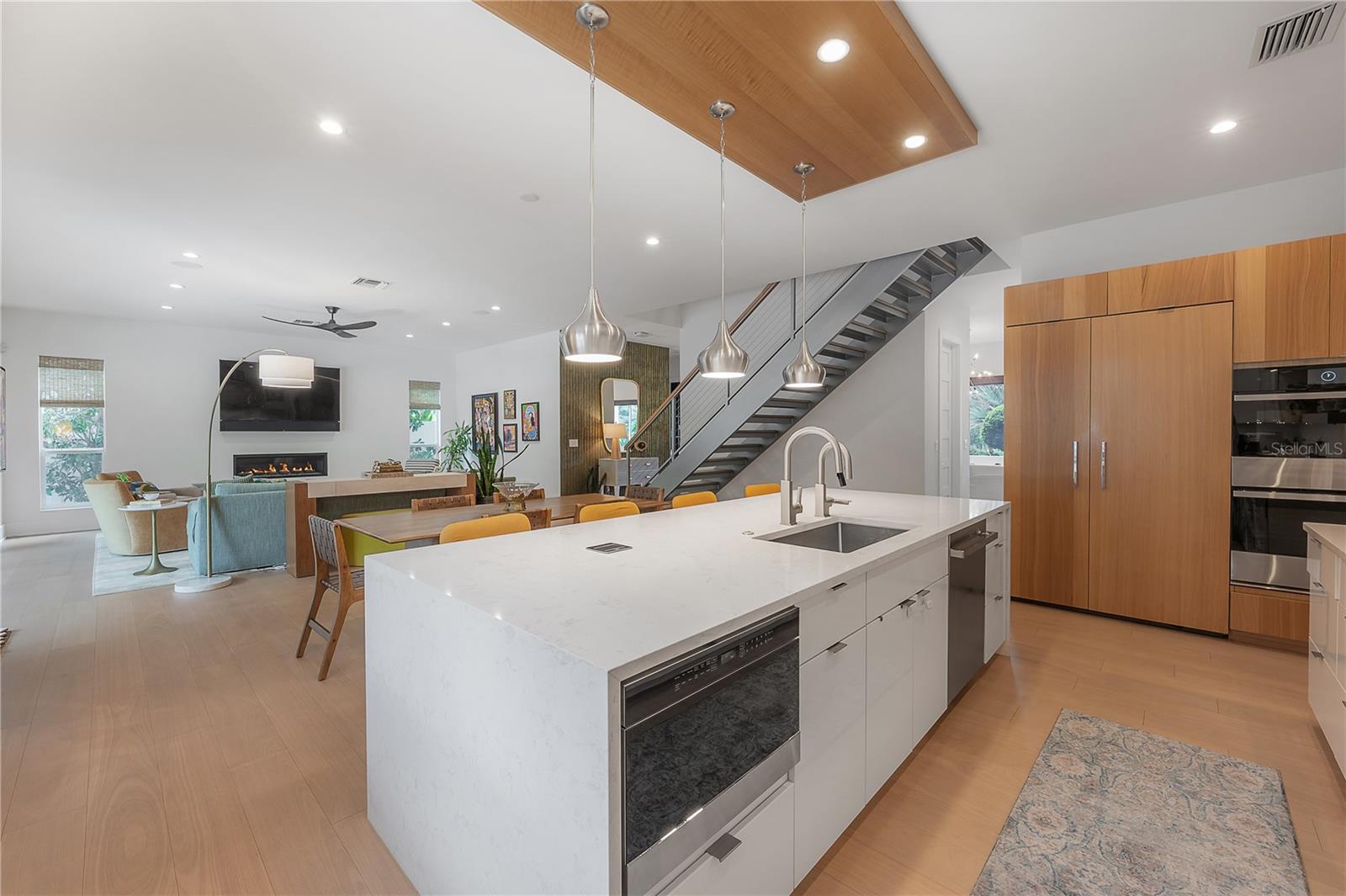 4207 W JETTON AVE — photo 17