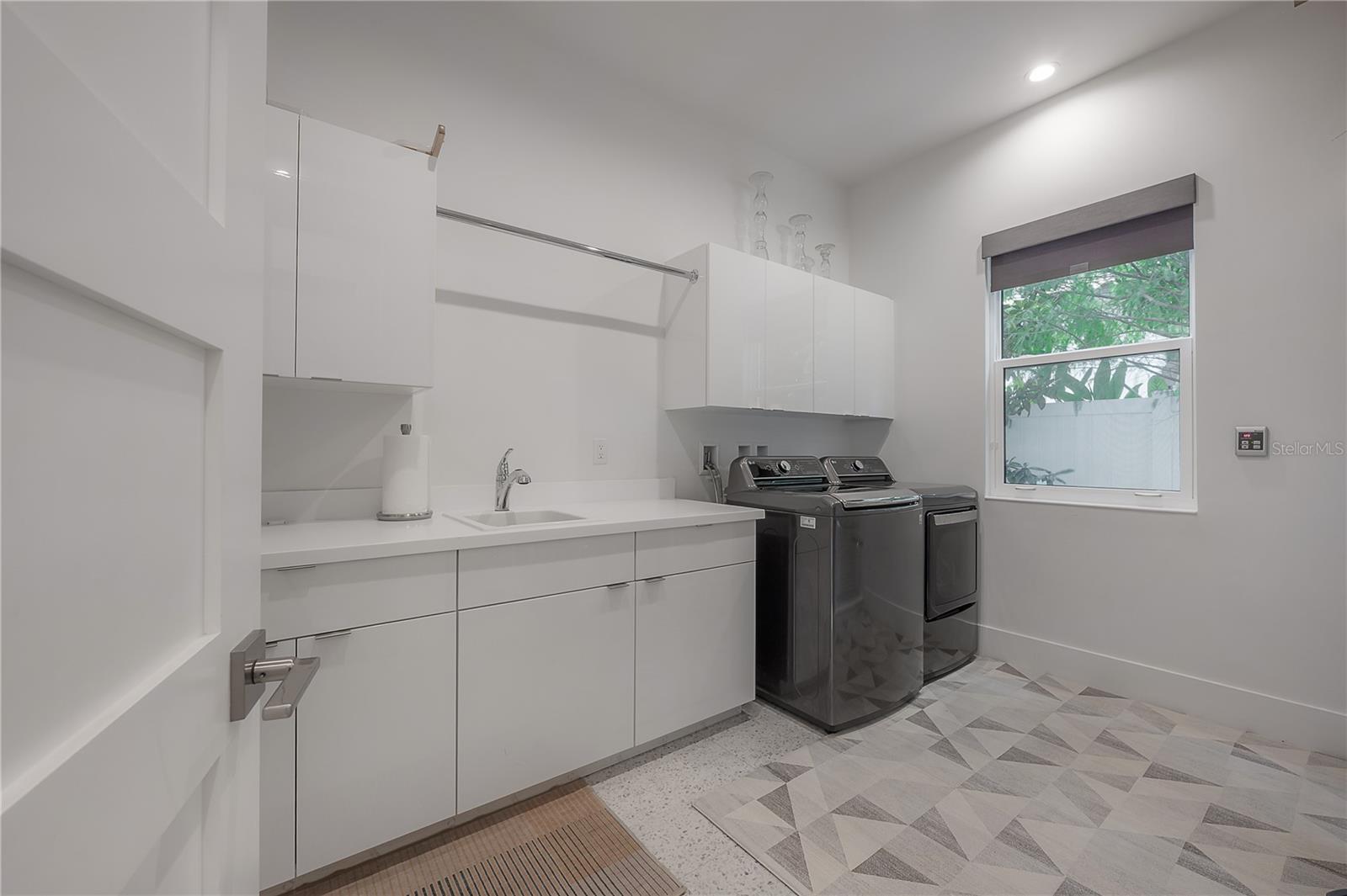 4207 W JETTON AVE — photo 25
