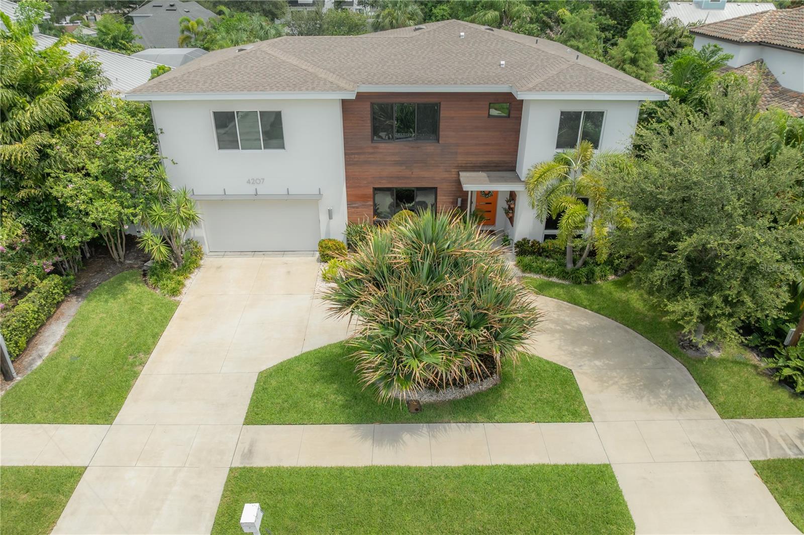4207 W JETTON AVE — photo 2