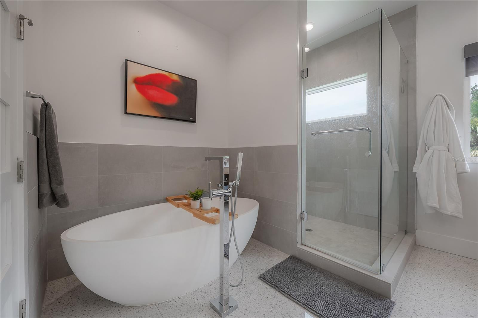 4207 W JETTON AVE — photo 37