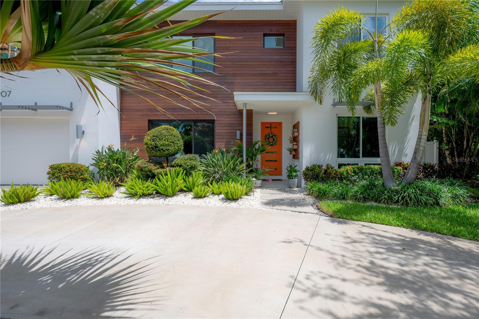 4207 W JETTON AVE — photo 8