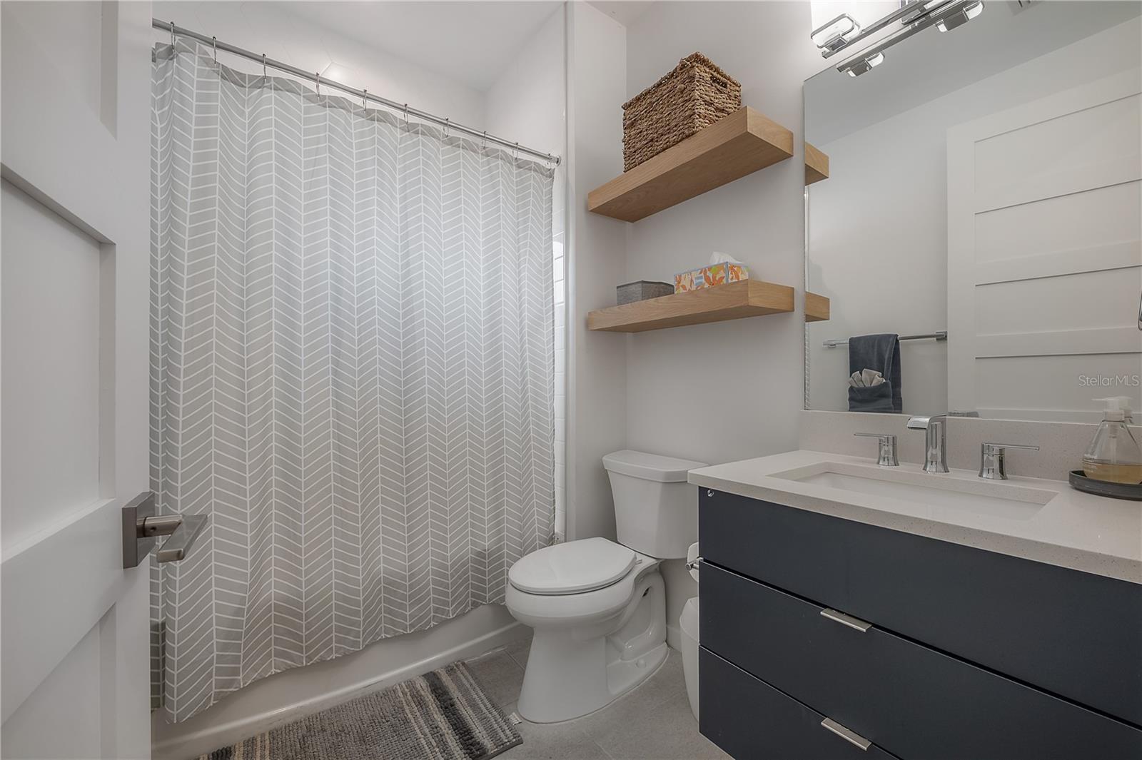 4207 W JETTON AVE — photo 42
