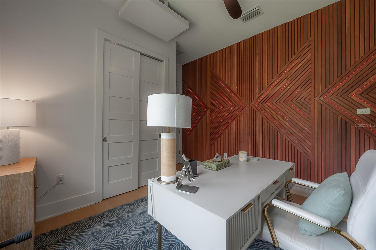 4207 W JETTON AVE — photo 28