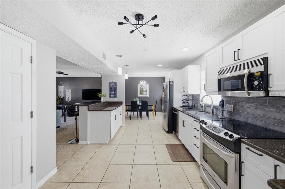 4710 TRAVERTINE DR — photo 9