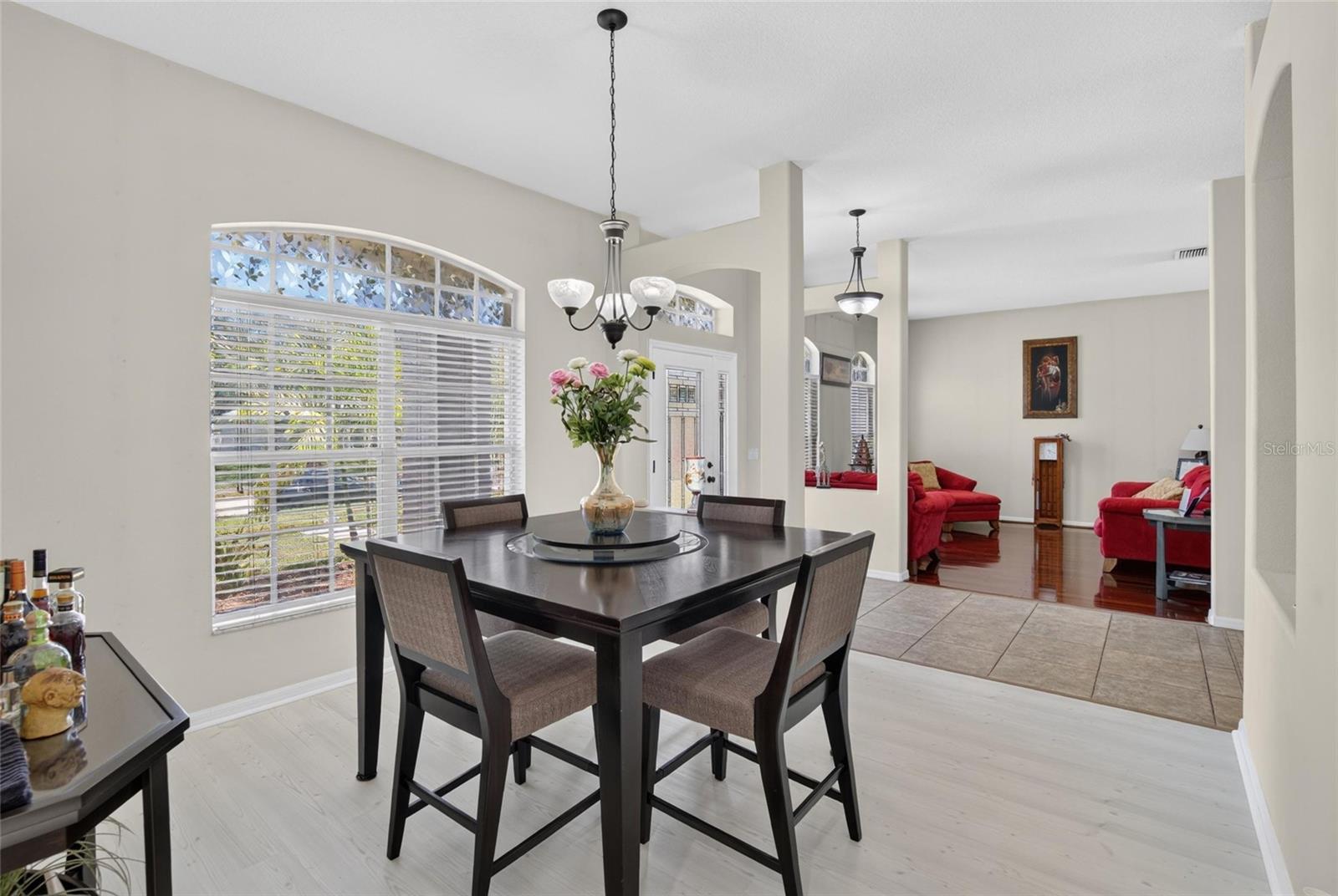 11937 TIMBERHILL DR — photo 17