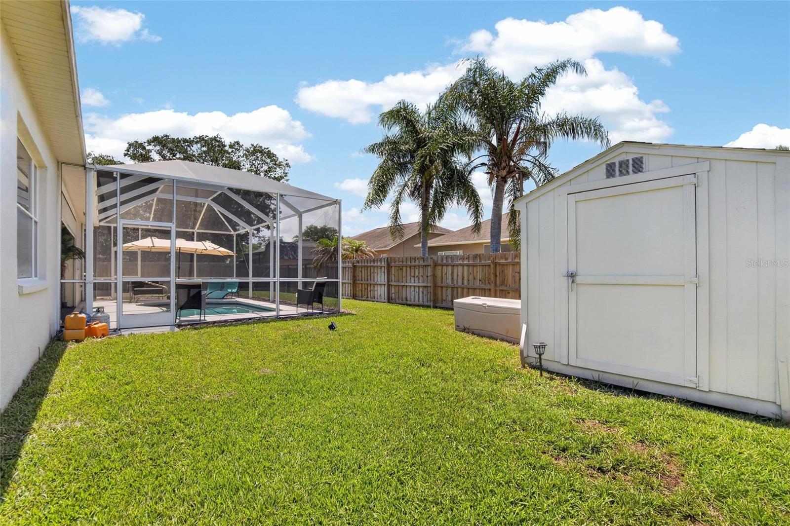 11937 TIMBERHILL DR — photo 31