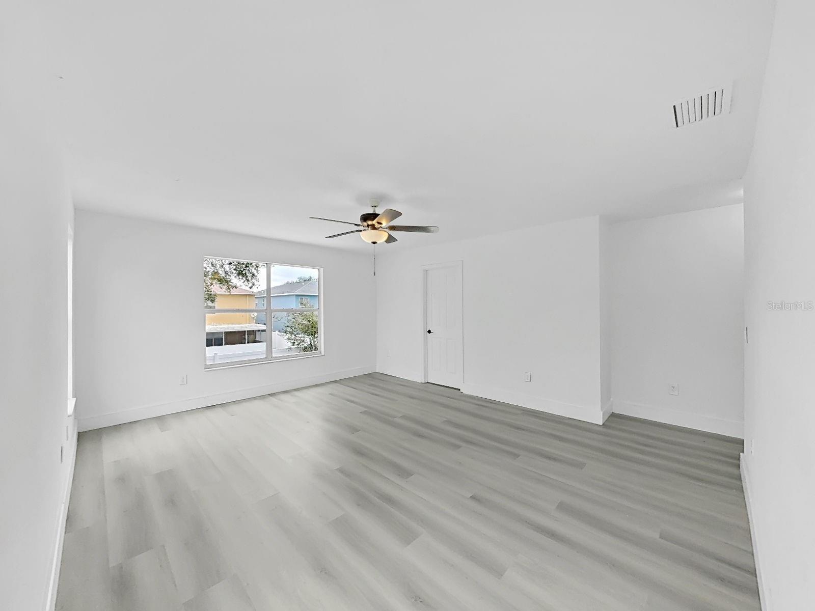 1612 PROWMORE DR — photo 18