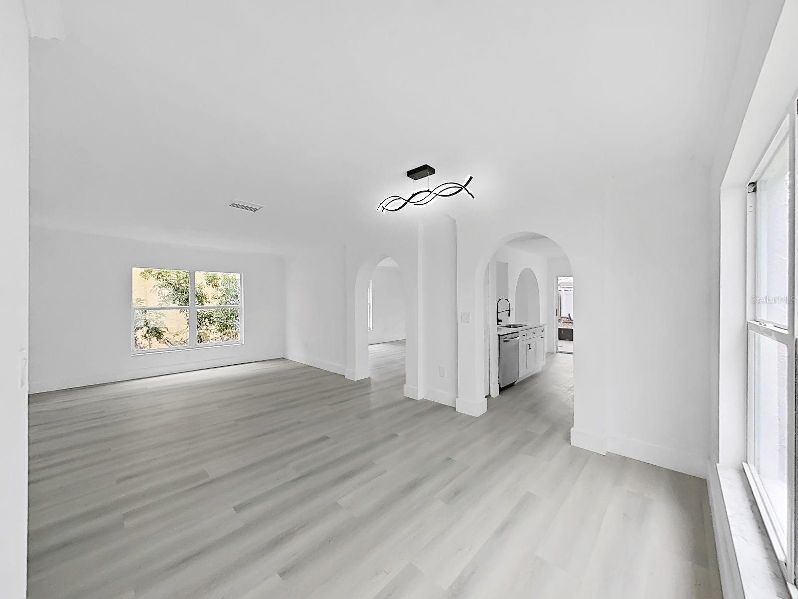 1612 PROWMORE DR — photo 5