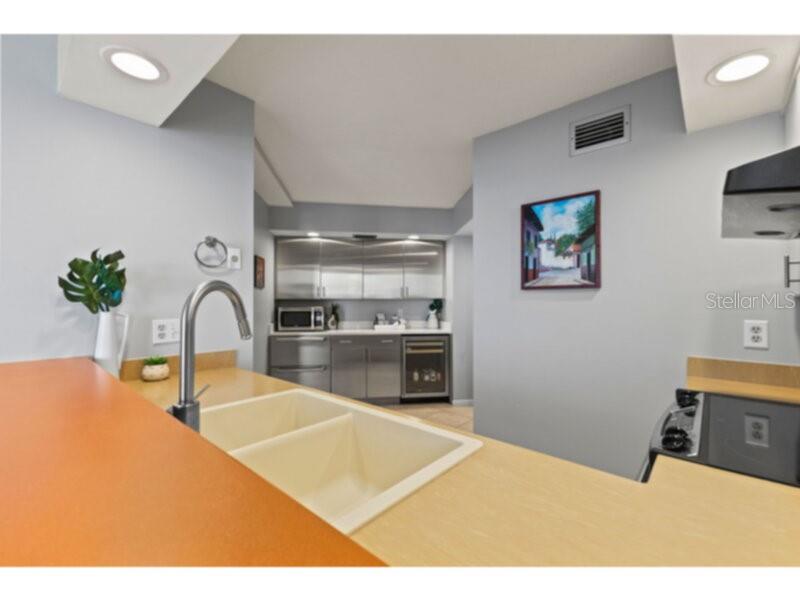 1111 N GULFSTREAM AVE #6B — photo 21