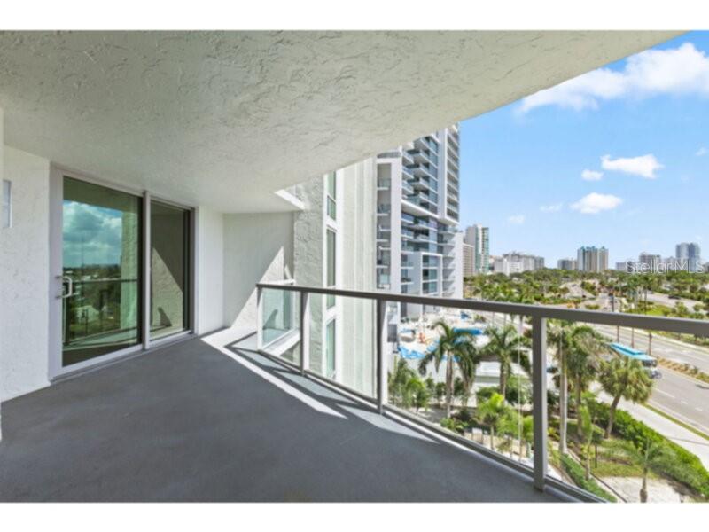 1111 N GULFSTREAM AVE #6B — photo 32
