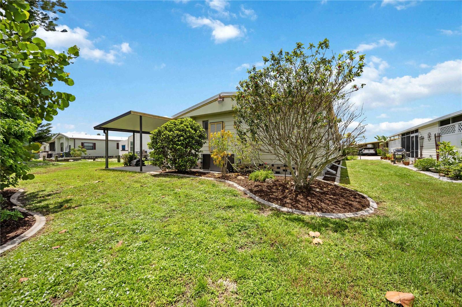 141 RAROTONGA RD — photo 3