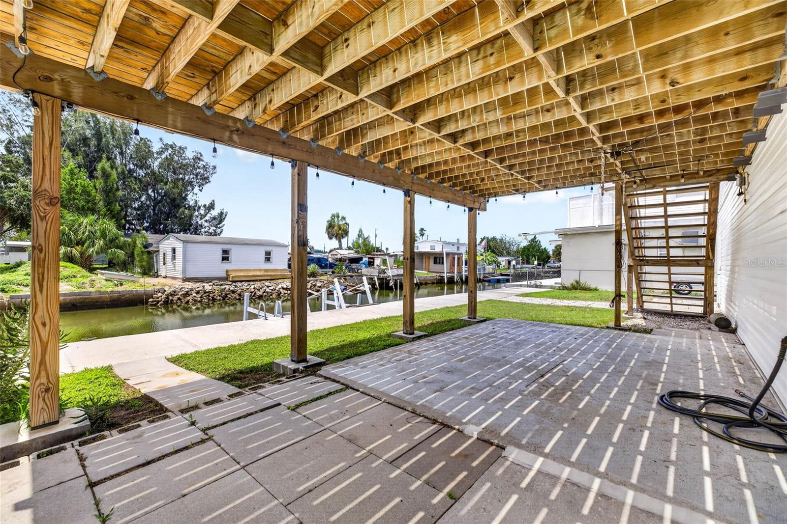 6806 SEA RANCH DR — photo 23