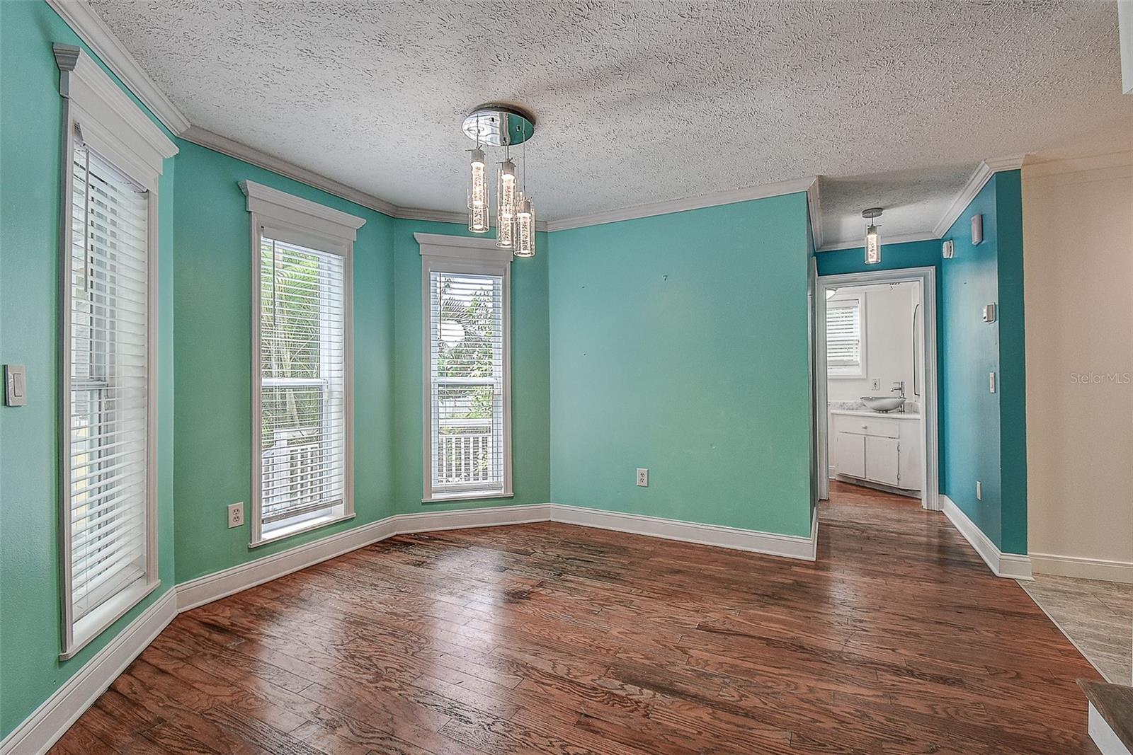 510 WIDEVIEW AVE — photo 16