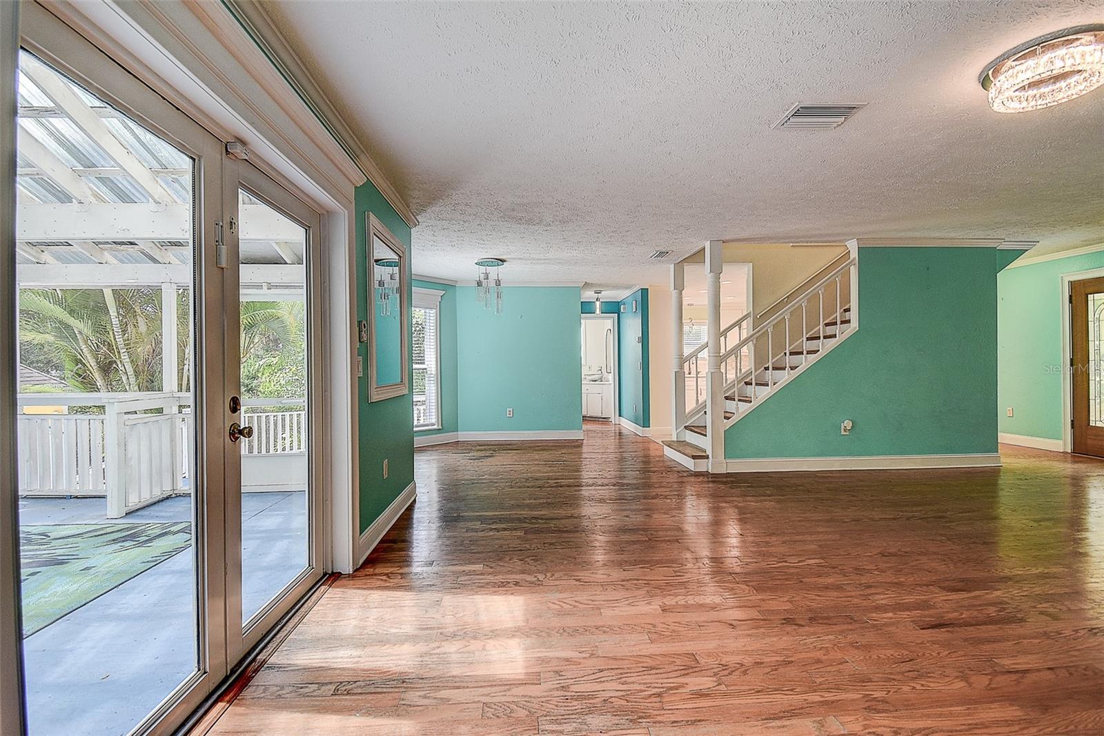 510 WIDEVIEW AVE — photo 15