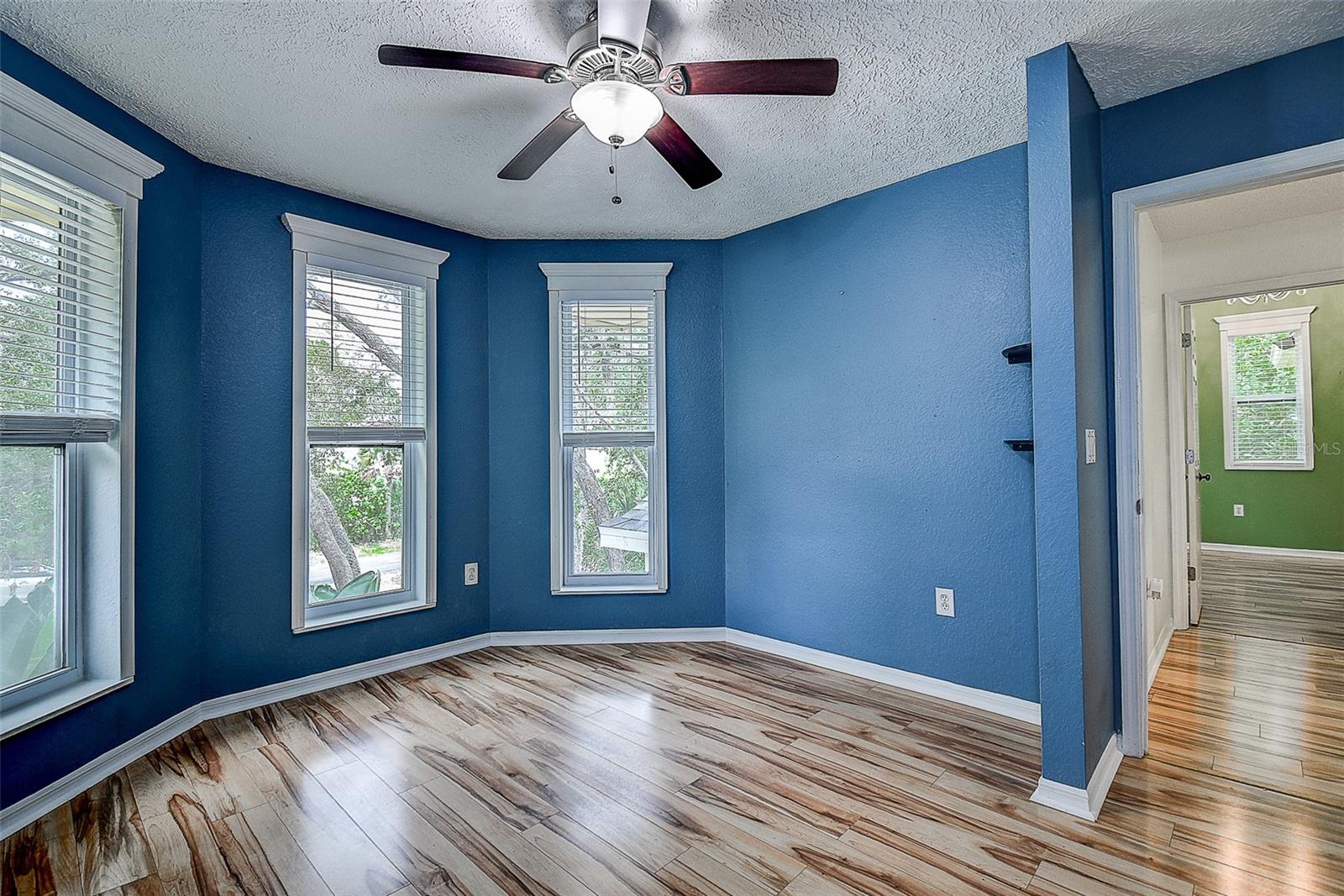 510 WIDEVIEW AVE — photo 30