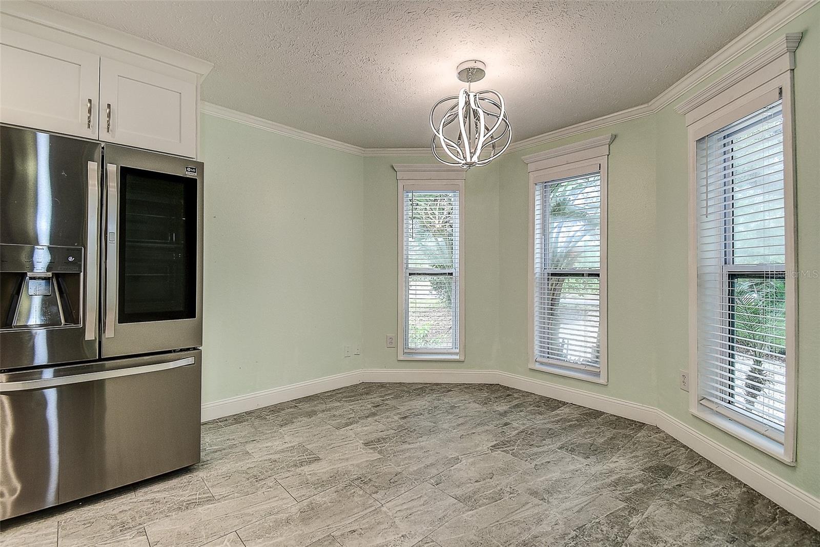 510 WIDEVIEW AVE — photo 10