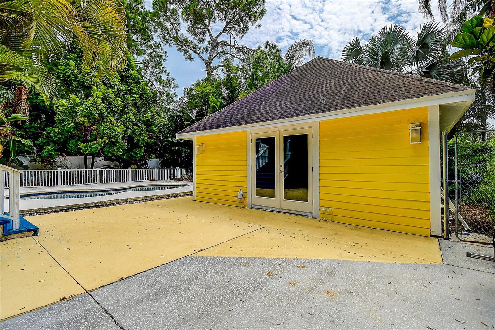 510 WIDEVIEW AVE — photo 38
