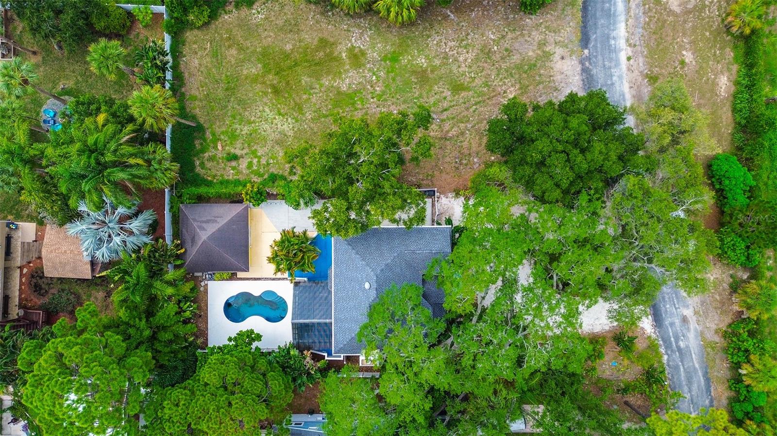510 WIDEVIEW AVE — photo 44