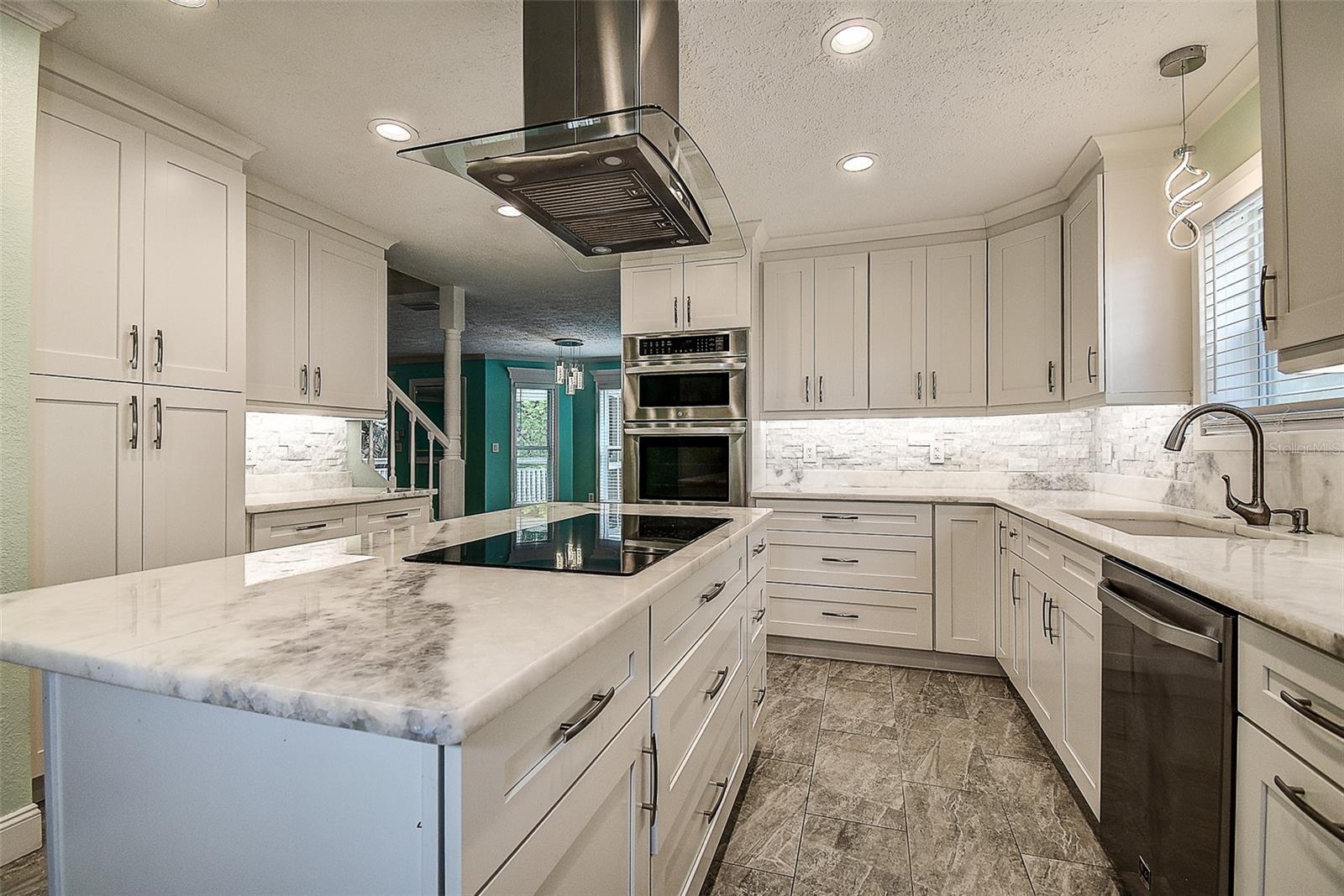 510 WIDEVIEW AVE — photo 8