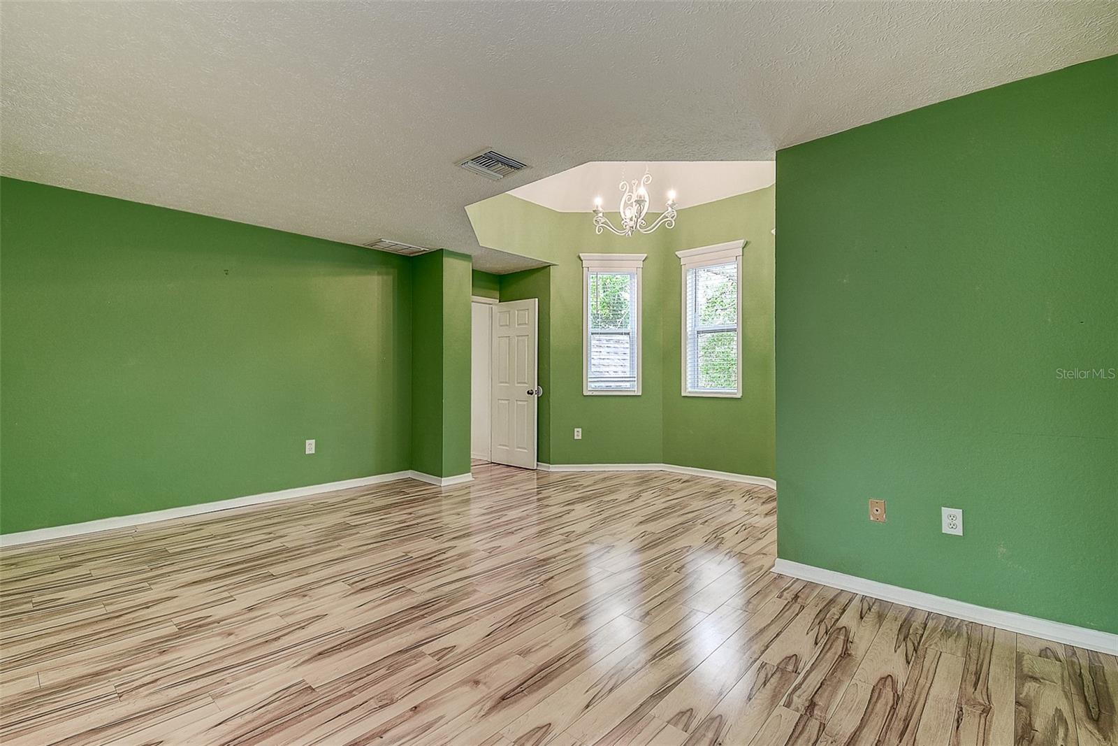 510 WIDEVIEW AVE — photo 24