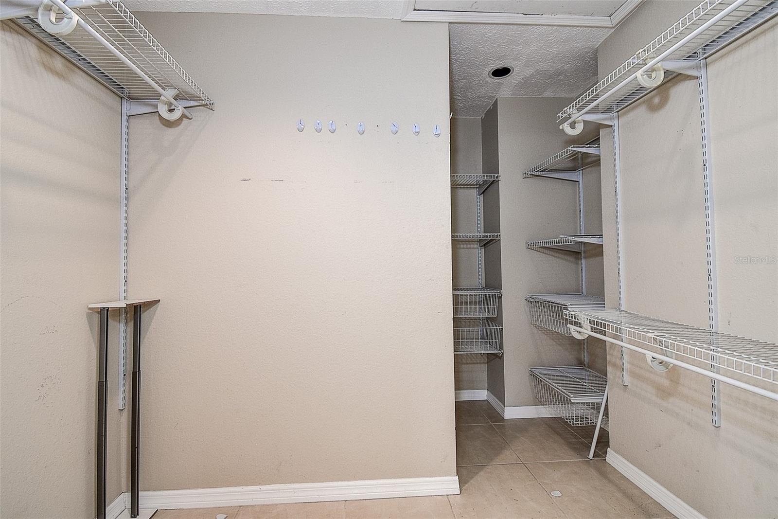 510 WIDEVIEW AVE — photo 28