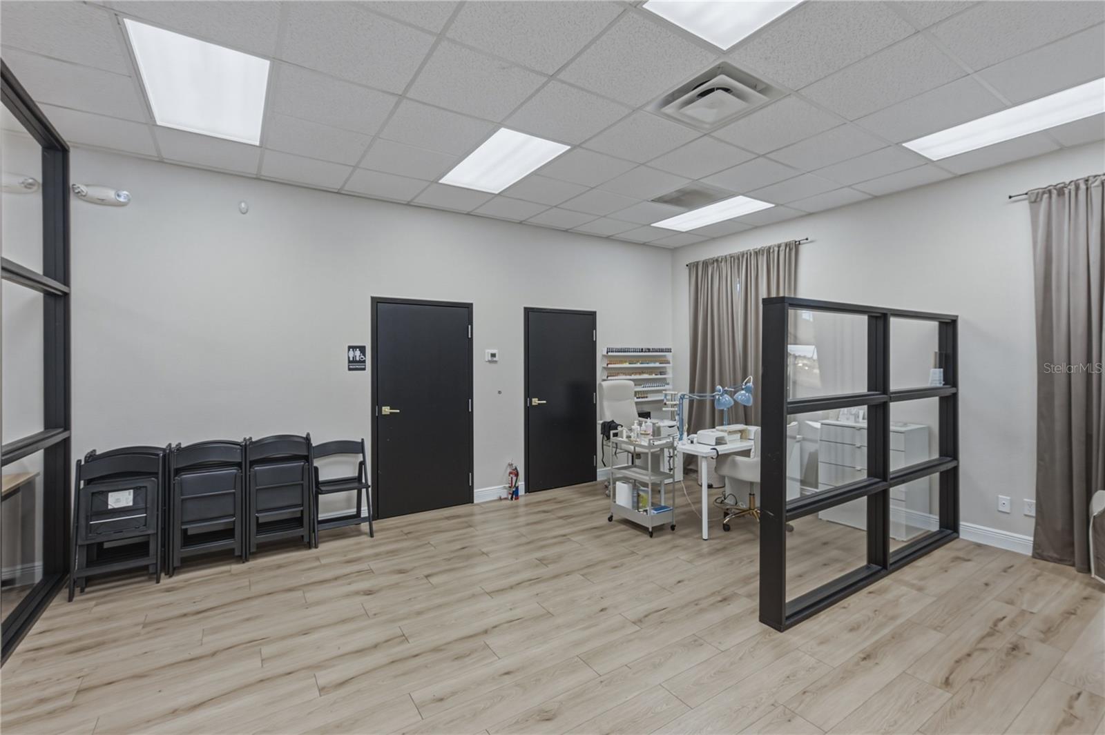 1214 W REYNOLDS ST #1 — photo 32