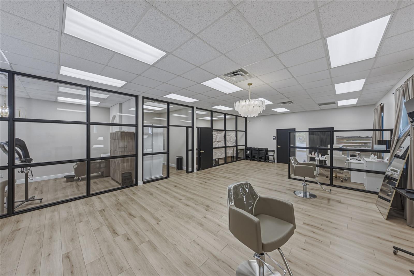 1214 W REYNOLDS ST #1 — photo 34