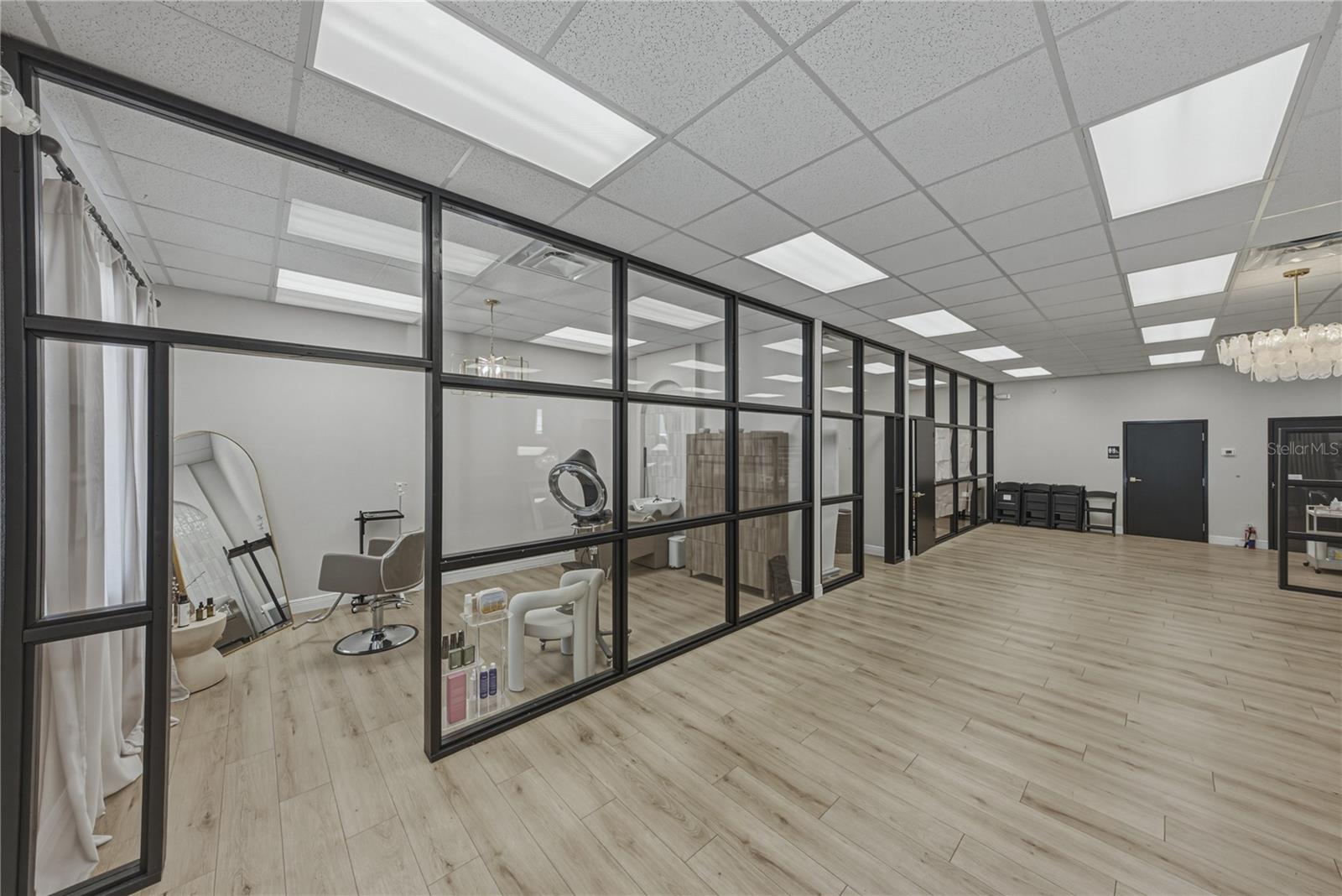 1214 W REYNOLDS ST #1 — photo 36