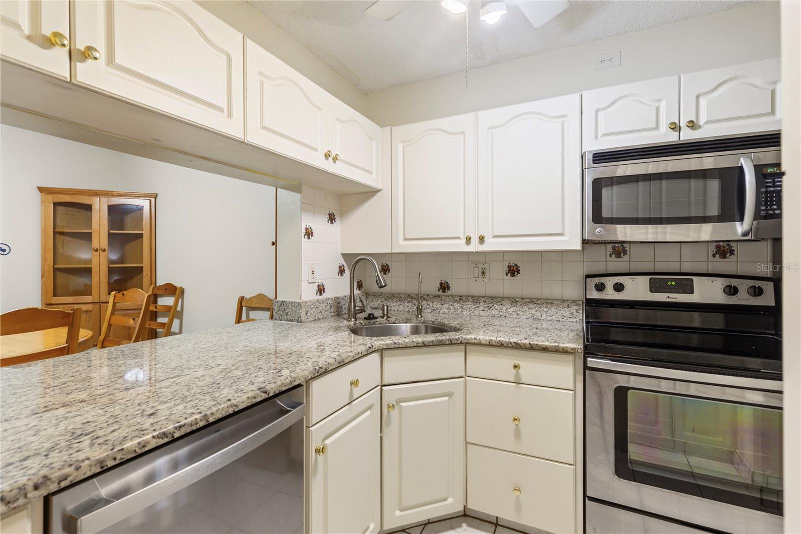 3232 LAKE PINE WAY E #B1 — photo 5