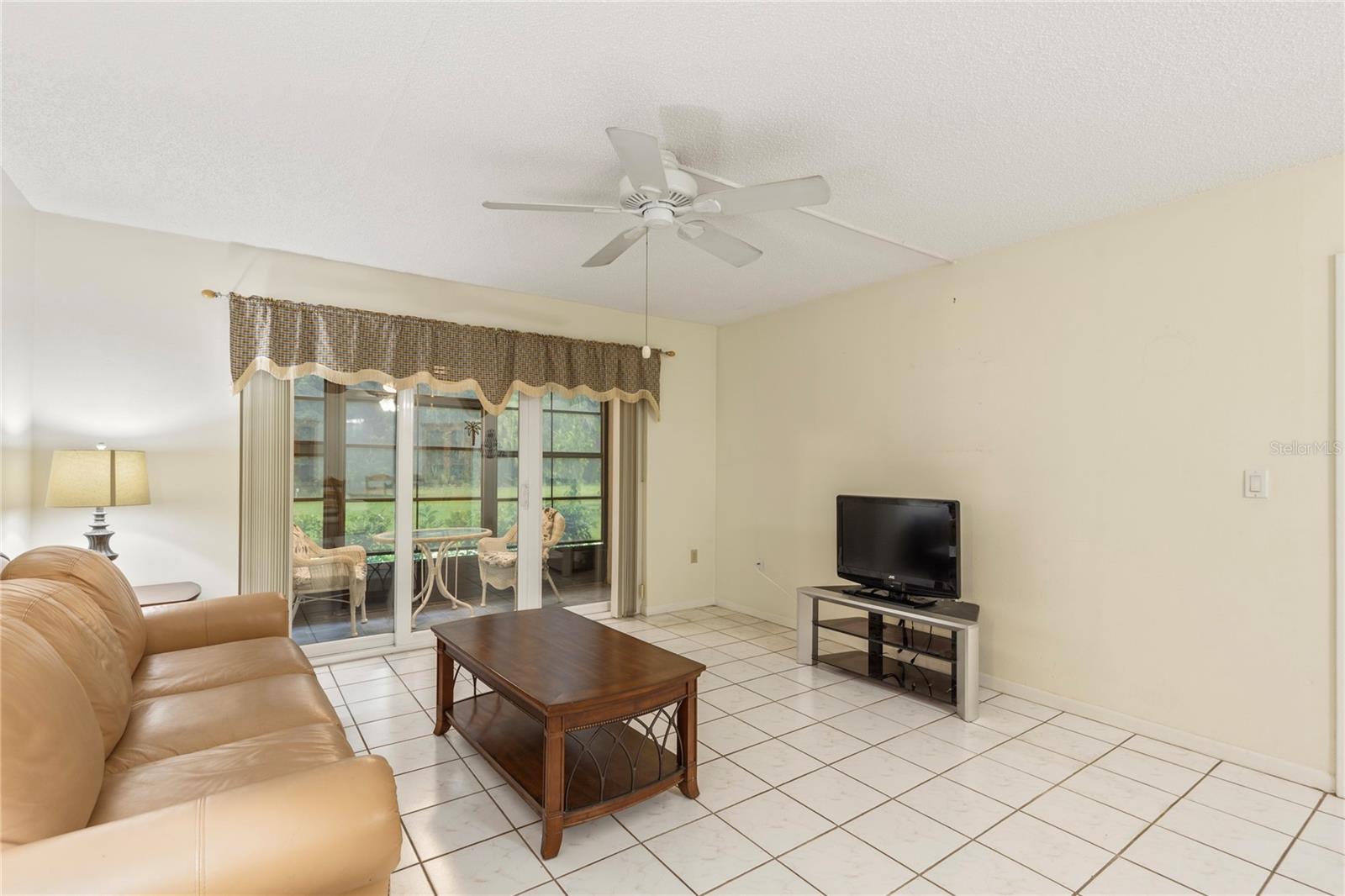 3232 LAKE PINE WAY E #B1 — photo 4