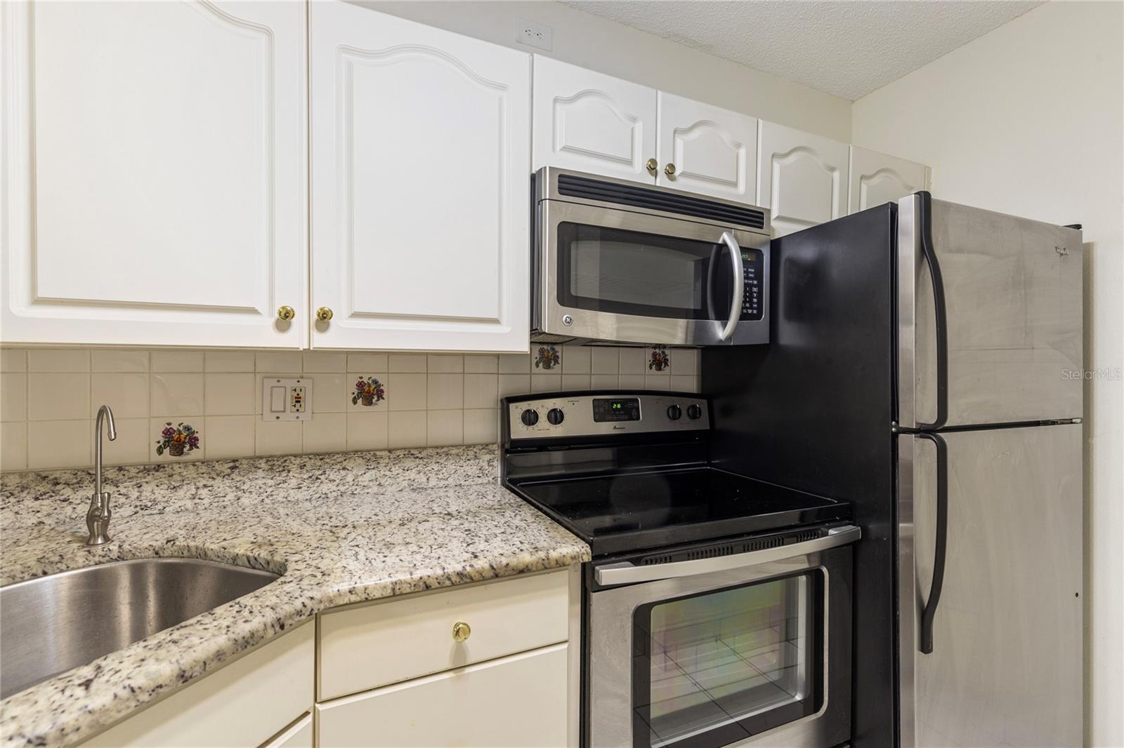 3232 LAKE PINE WAY E #B1 — photo 8