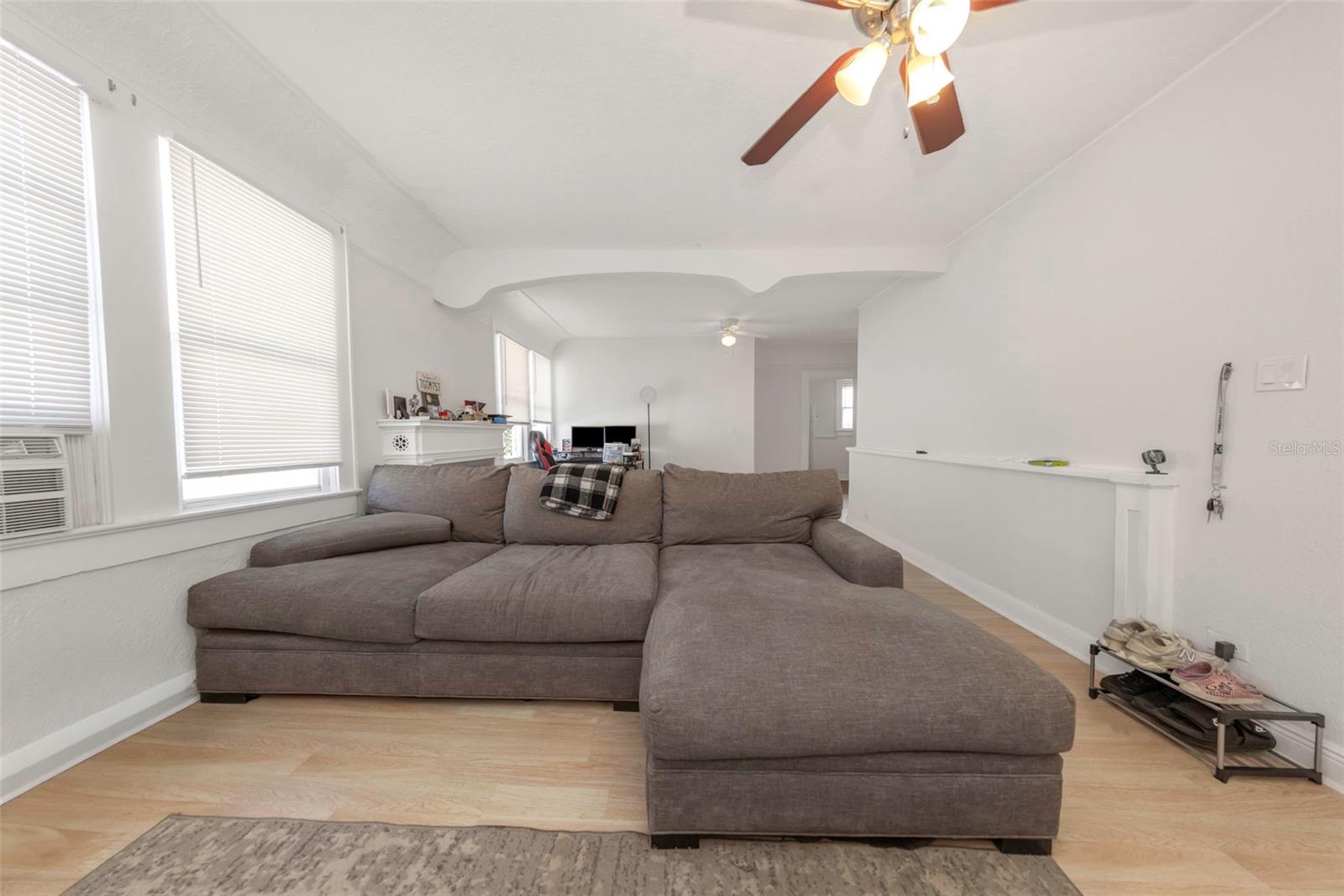 2904 W CHESTNUT ST #1-4 — photo 35