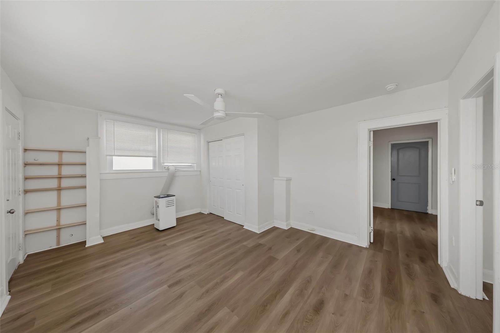 2904 W CHESTNUT ST #1-4 — photo 37