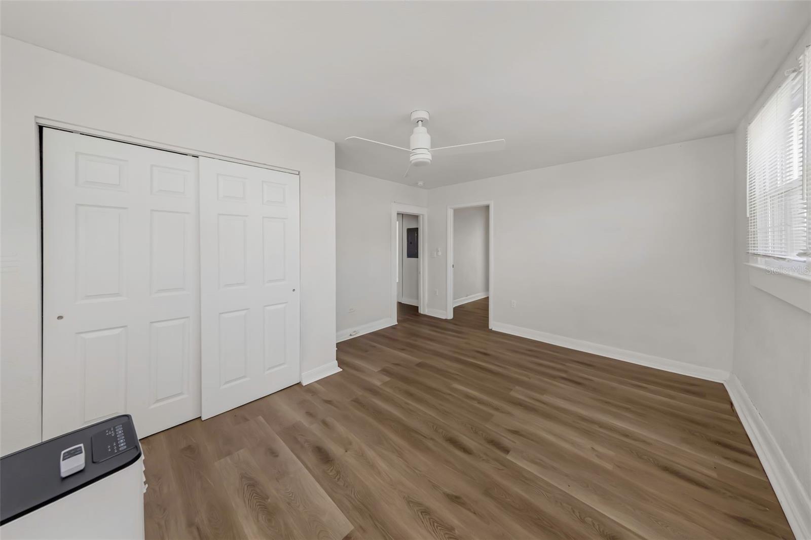 2904 W CHESTNUT ST #1-4 — photo 38