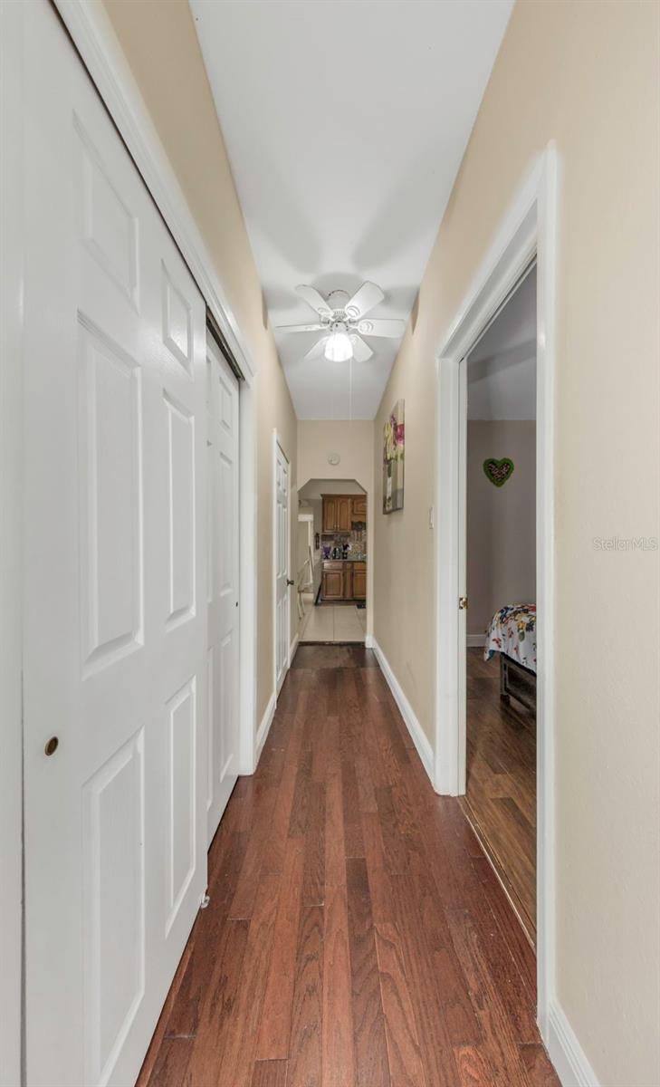 2904 W CHESTNUT ST #1-4 — photo 17