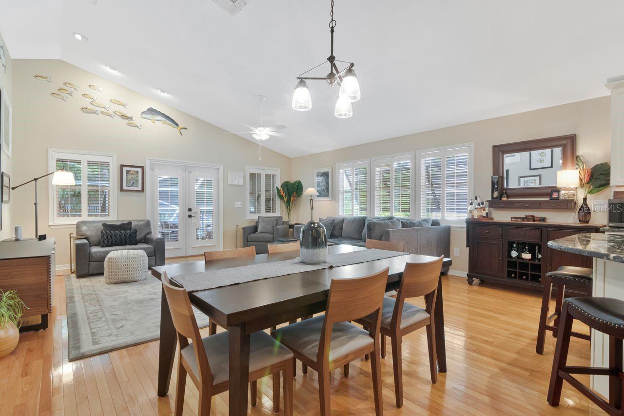 940 WISCONSIN AVE — photo 14