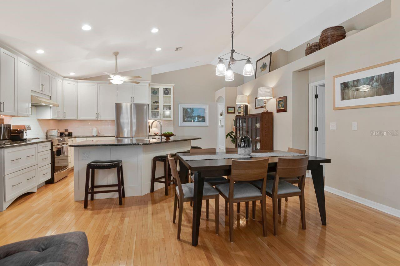 940 WISCONSIN AVE — photo 19
